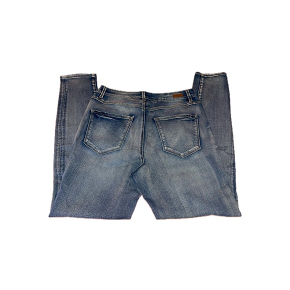 EightyTwo Light Wash Jeans with Rips (13) - Picture 2 of 2